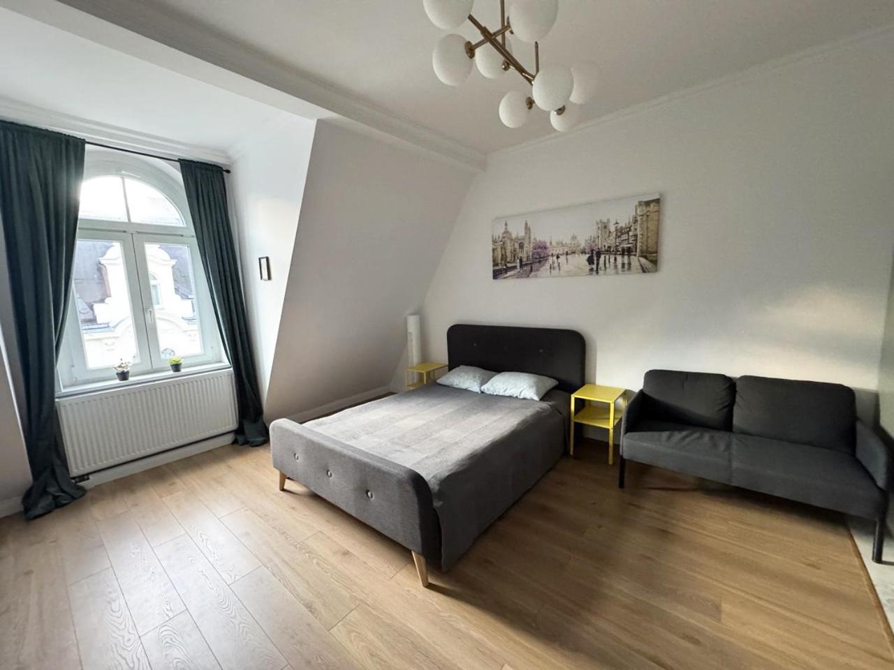 Apartment Nowoczesna Kawalerka W Zabytkowej Kamienicy W Centrum Miasta Poznan